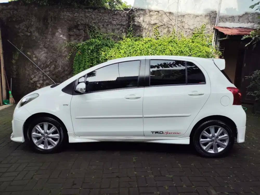 Jual Mobil Yaris
