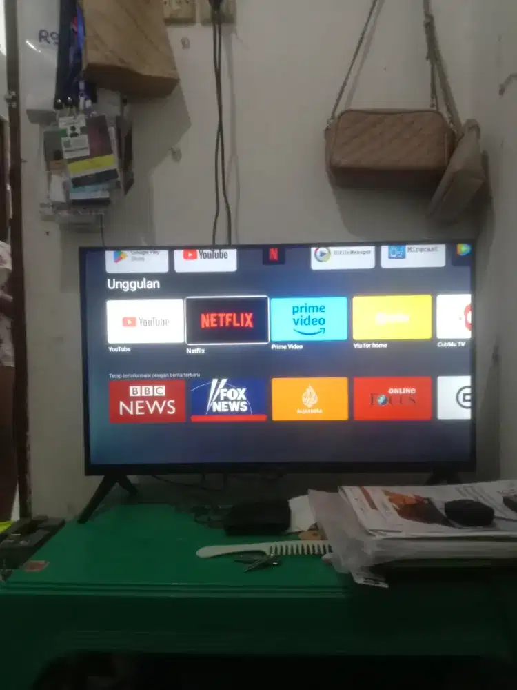 LED Smart tv advance 32 tipe ADV-3204A mulus, komplit & masih garansi