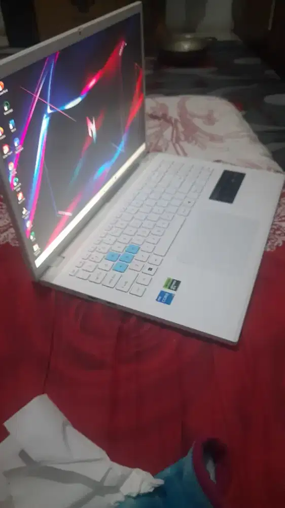 Acer nitro lite 16  CORE I5 13420H,Ram 16GB , SSD 1 TB , RTX 4050