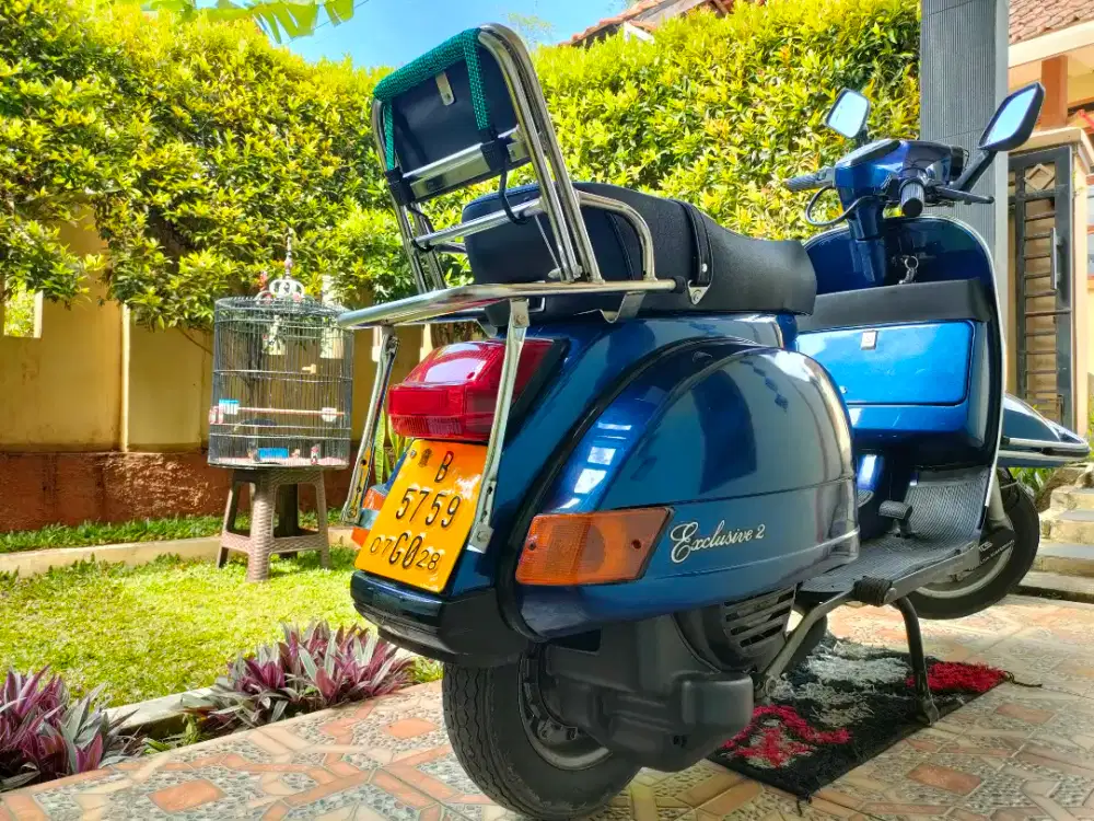 Vespa Exclusive2 (th 2001)