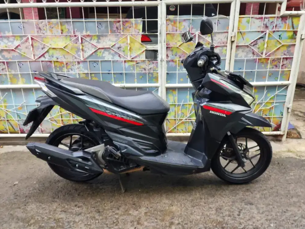 HONDA VARIO 125 TH 2018 MULUS ORISISNIL PAJAK HIDUP PANJANG