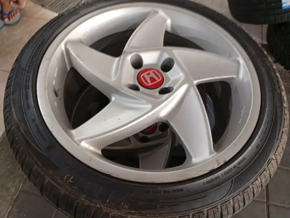 Velg BMW Alpha R17,Mobilio,jazz,Vios,Yaris,Swift,Baleno,BMW e30,mazda2