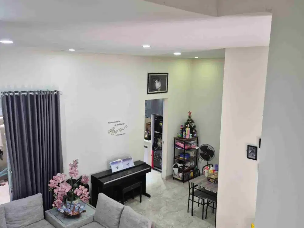 Rumah Mewah 2 Lantai Komplek Kedamaian Bandar Lampung