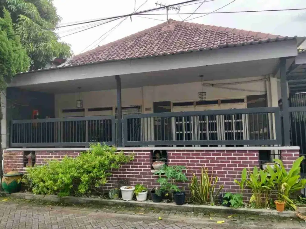 Dijual Rumah Putro Agung - Tambaksari