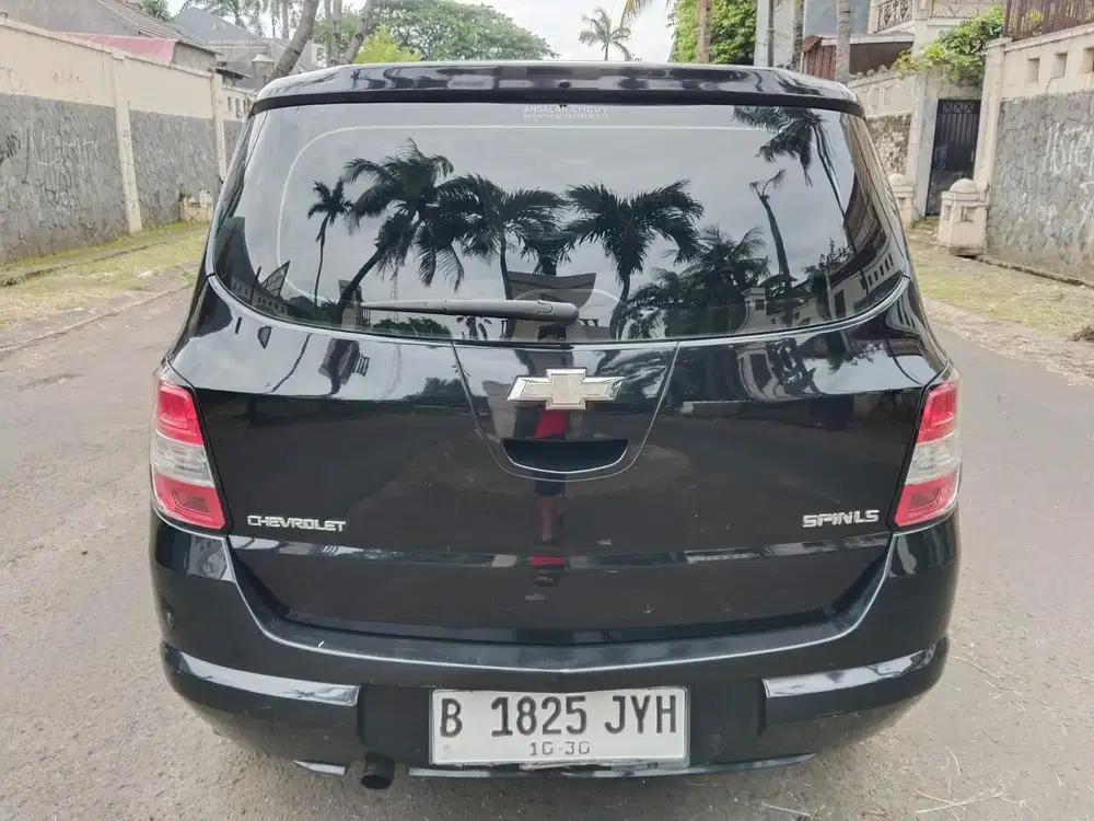 Chevrolet spin LS 1.5 Mt 2015 harga cash rp.71jt