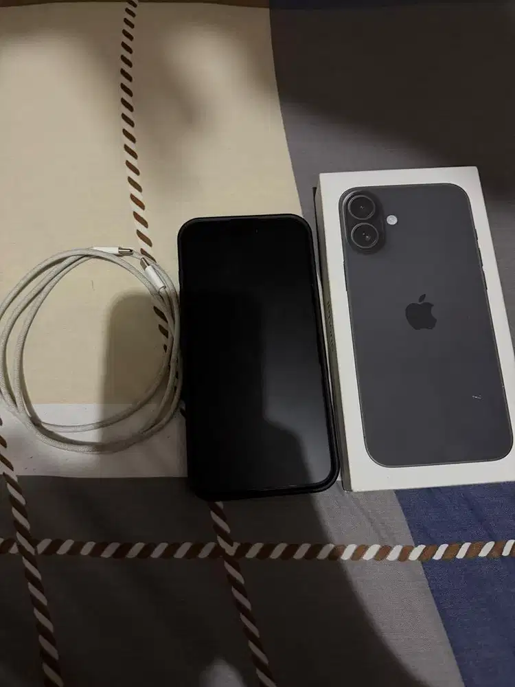 Dijual iPhone 16 plus 128gb ex Malay mulusss