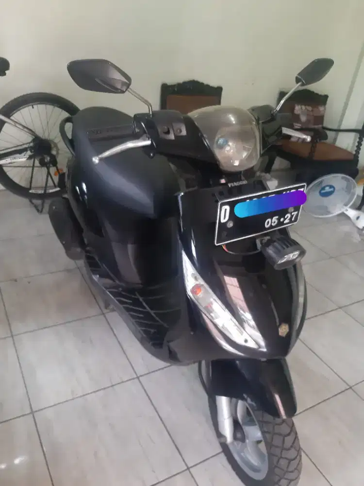 Vespa Piagio Zip