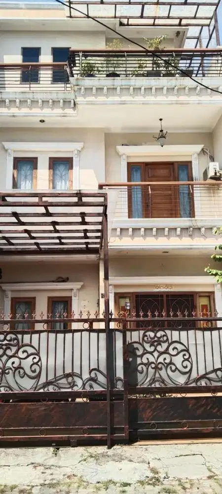 DIJUAL RUMAH DI SUNTER