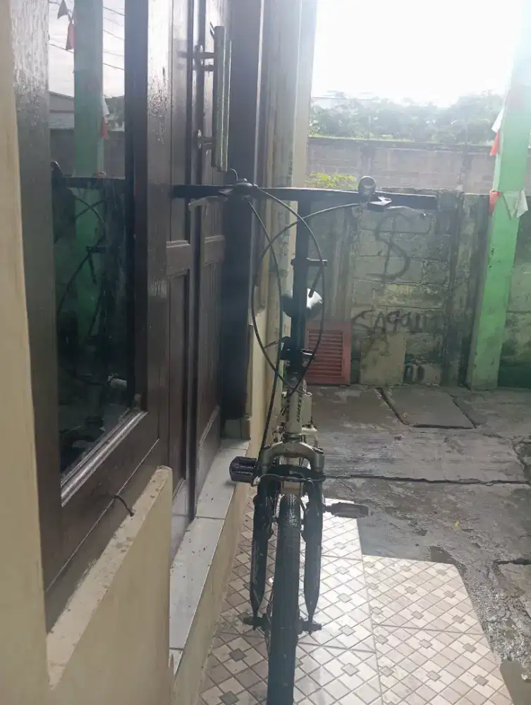 Di jual sepeda lipat
