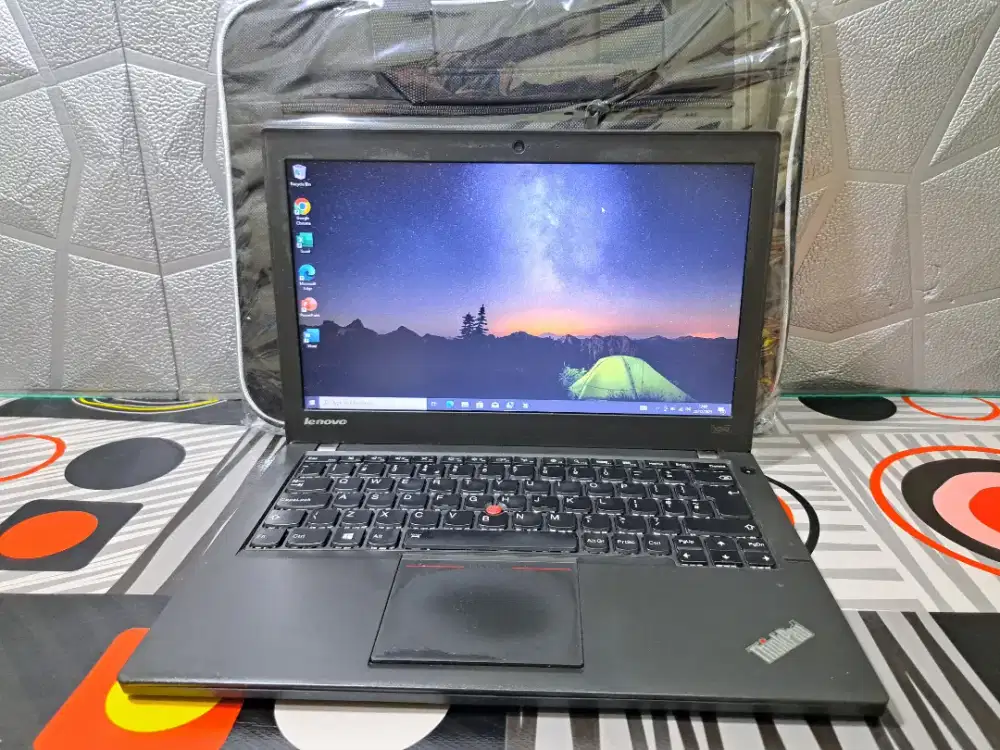 Laptop lenovo thinkpad X240 core i5 ram 4 hdd 500 gb Keyboard baclate