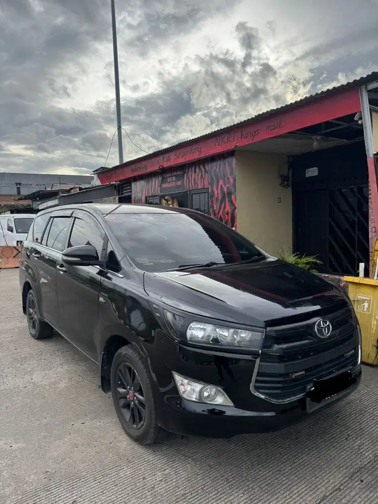 Toyota Kijang Innova 2016 Bensin