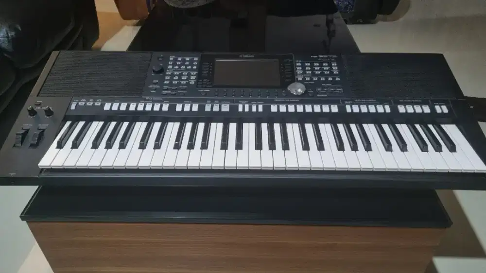 Keyboard Yamaha PSR-S 975