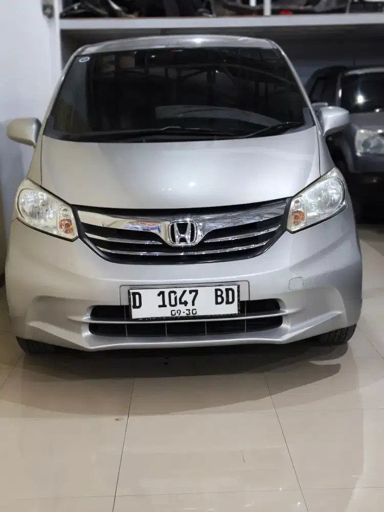 KM 80 RIBU, HONDA FREED, kilometer rendah, siap pakai AC dingin