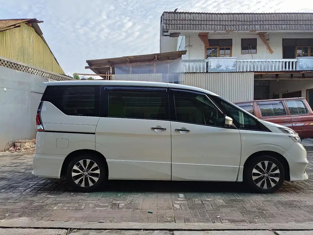 Nissan Serena HWS 2019/2020 Automatic Mulus
