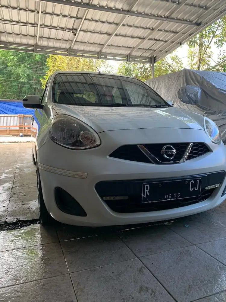 DIJUAL – NISSAN MARCH 2015 MATIC