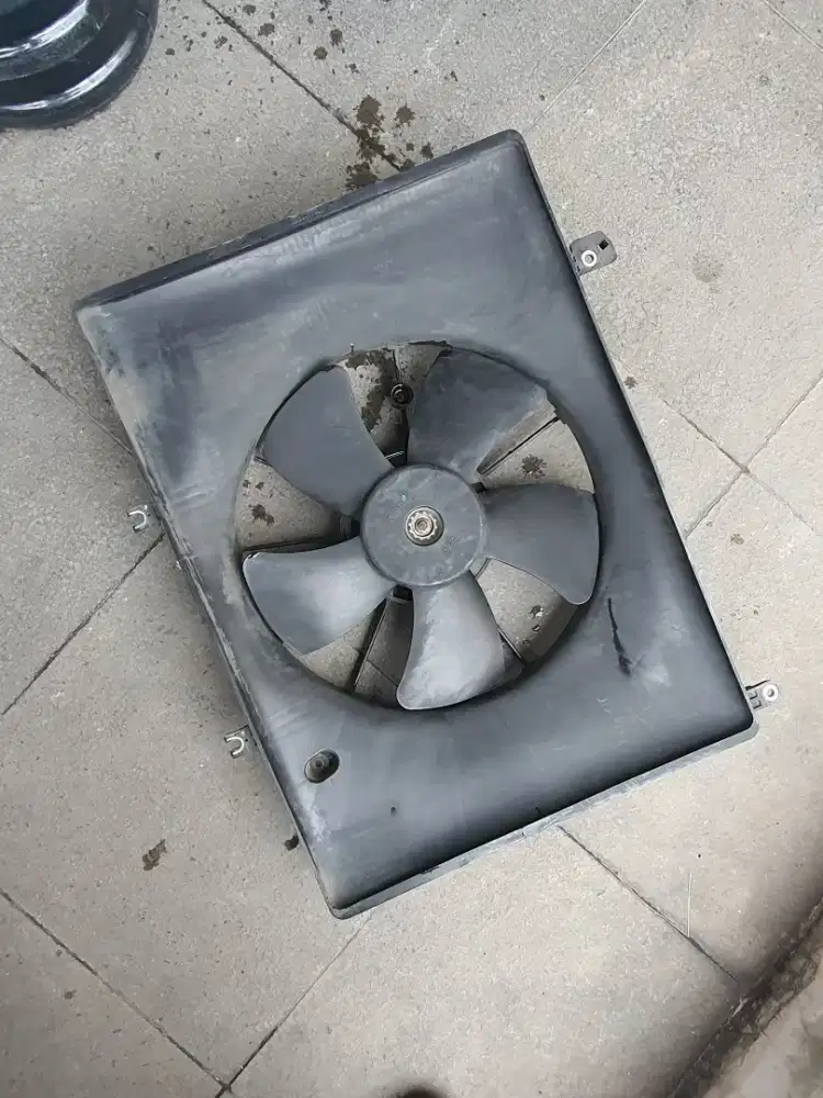 Extra fan daihatsu xenia 2016