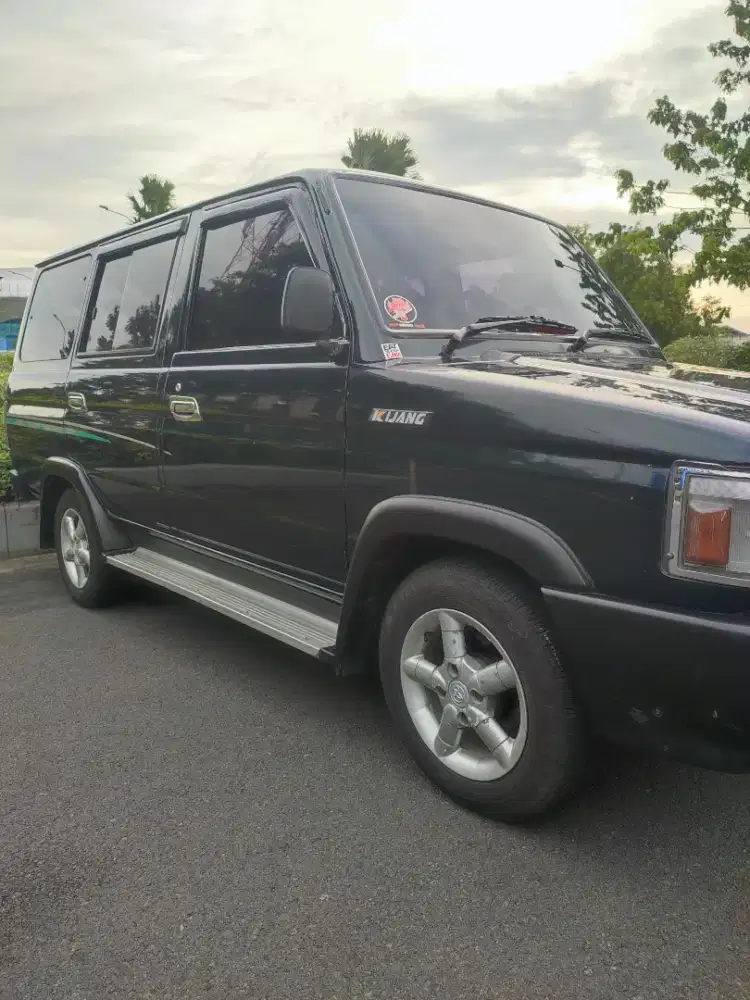 Kijang Grand Extra tipe tertinggi