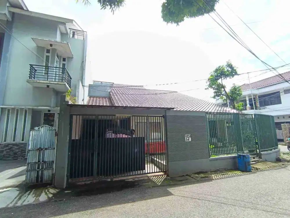Rumah Lama di Jl Cibulan Kebayoran Baru Jakarta Selatan