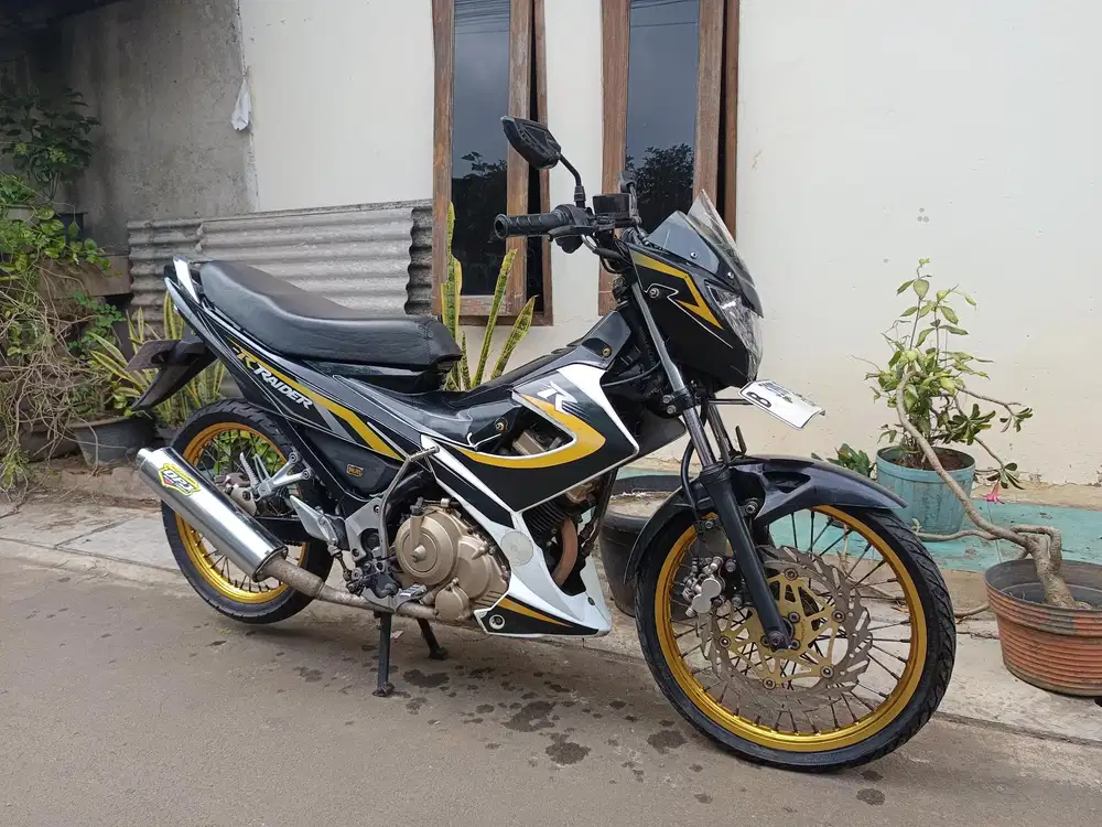SUZUKI satria Fu 2014 lengkap mesin halus