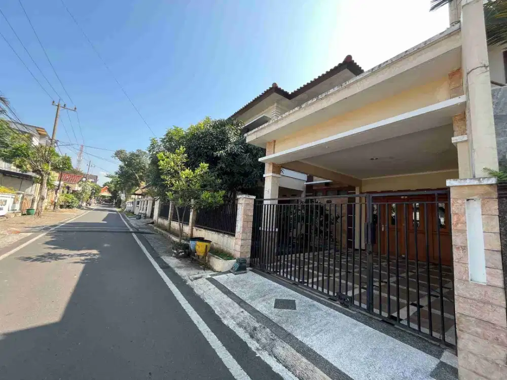 Rumah Besar Area Kalpataru Suhat Kota Malang