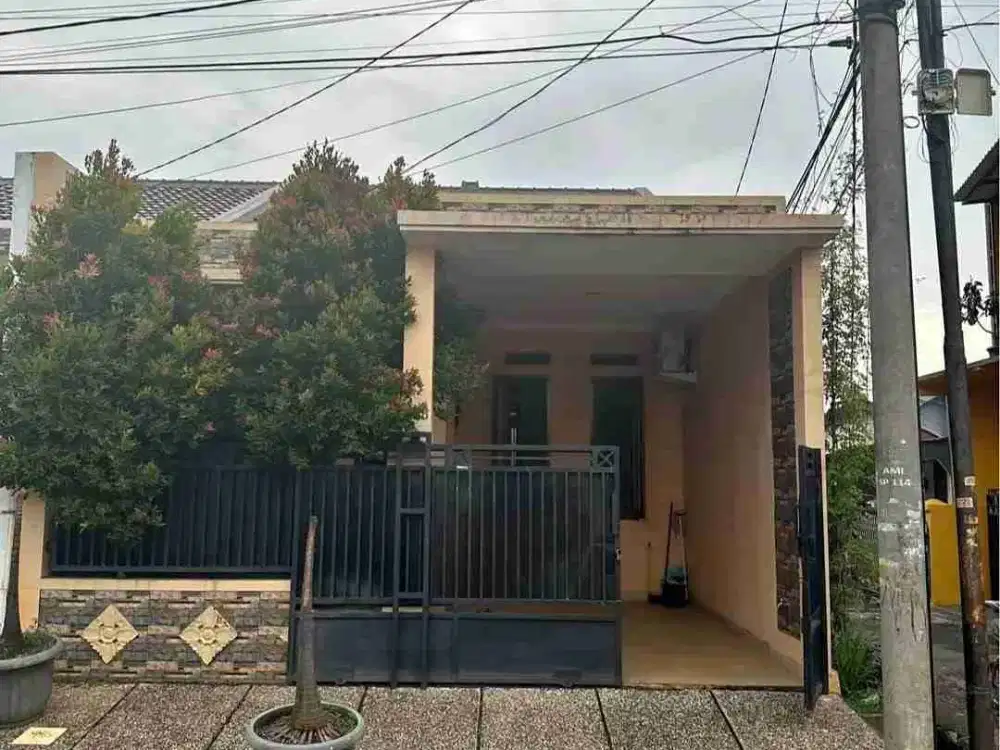 Dijual Rumah Bagus di Komplek Meruya Jakarta Barat Dekat Mercu