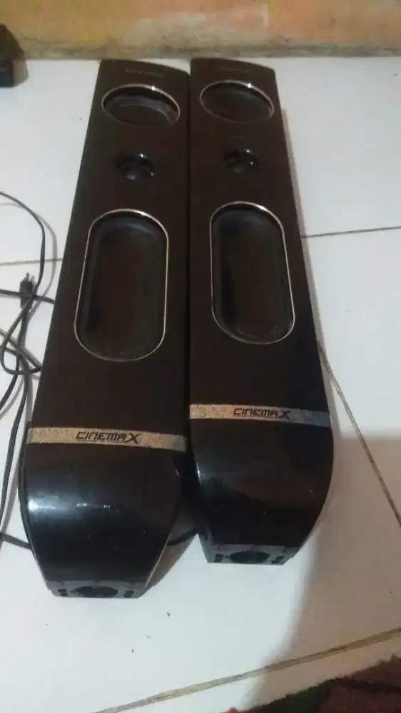 Speaker Bass Polytron