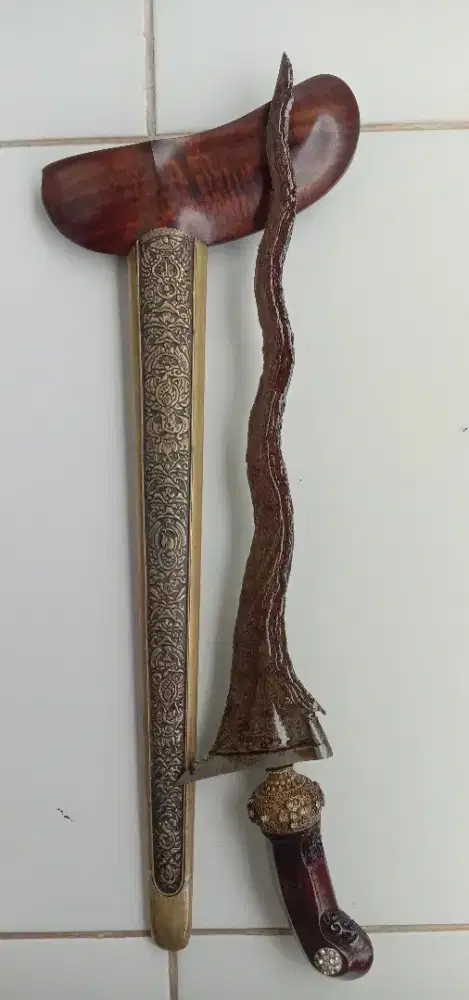 Keris Sepuh Luk 7