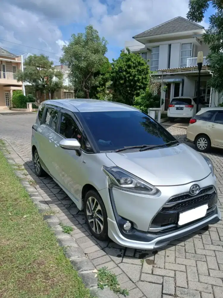 Toyota Sienta Q Matic 2017