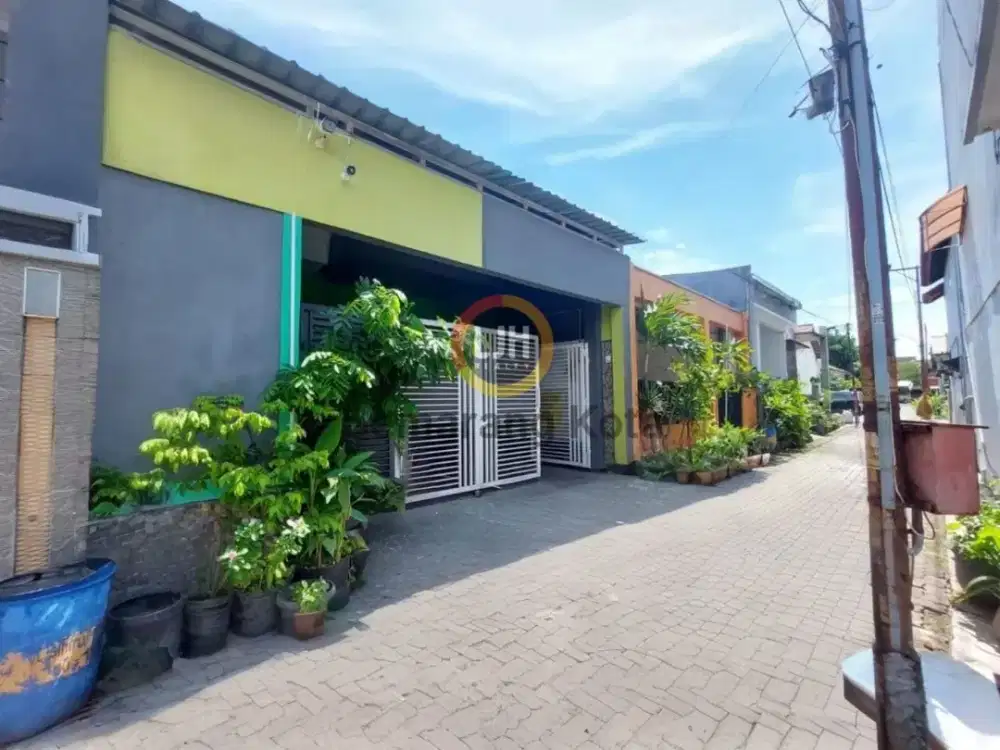 Rumah Siap Huni di Jalan Sidoluhur