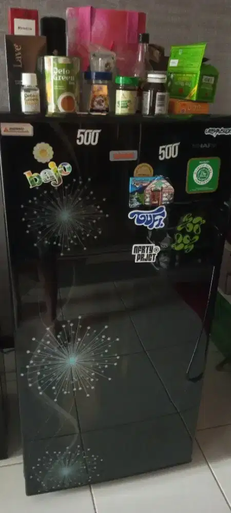 Dijual Kulkas Sharp 1Door 1,3jt Nego