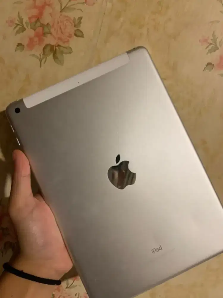 iPad Gen5 Wifi Only Bekas