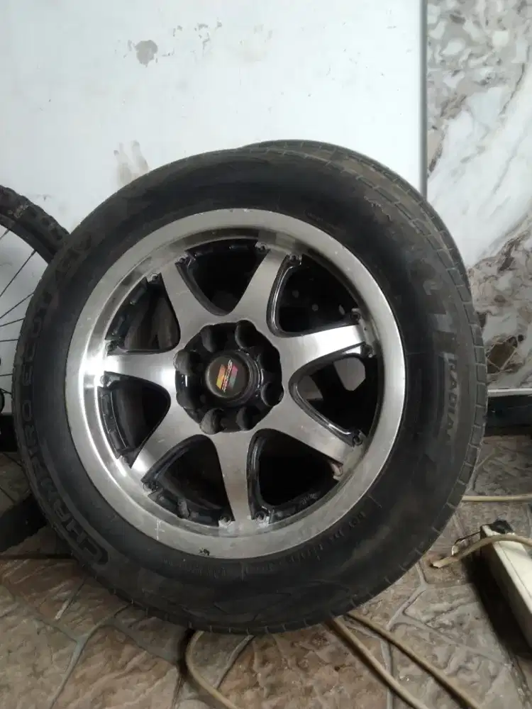 Velg Avanza ring 16
