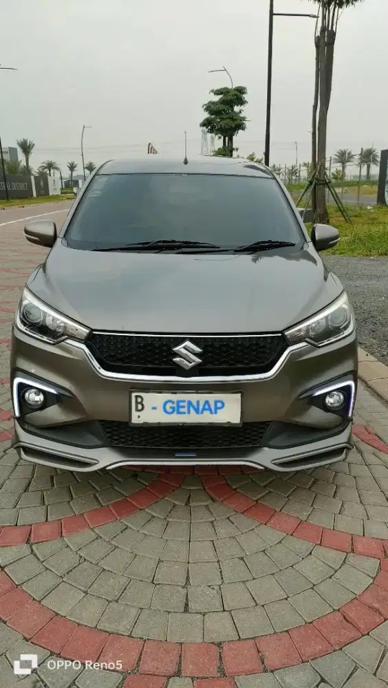 DI JUAL SUZUKI ERTIGA SPORT-AT