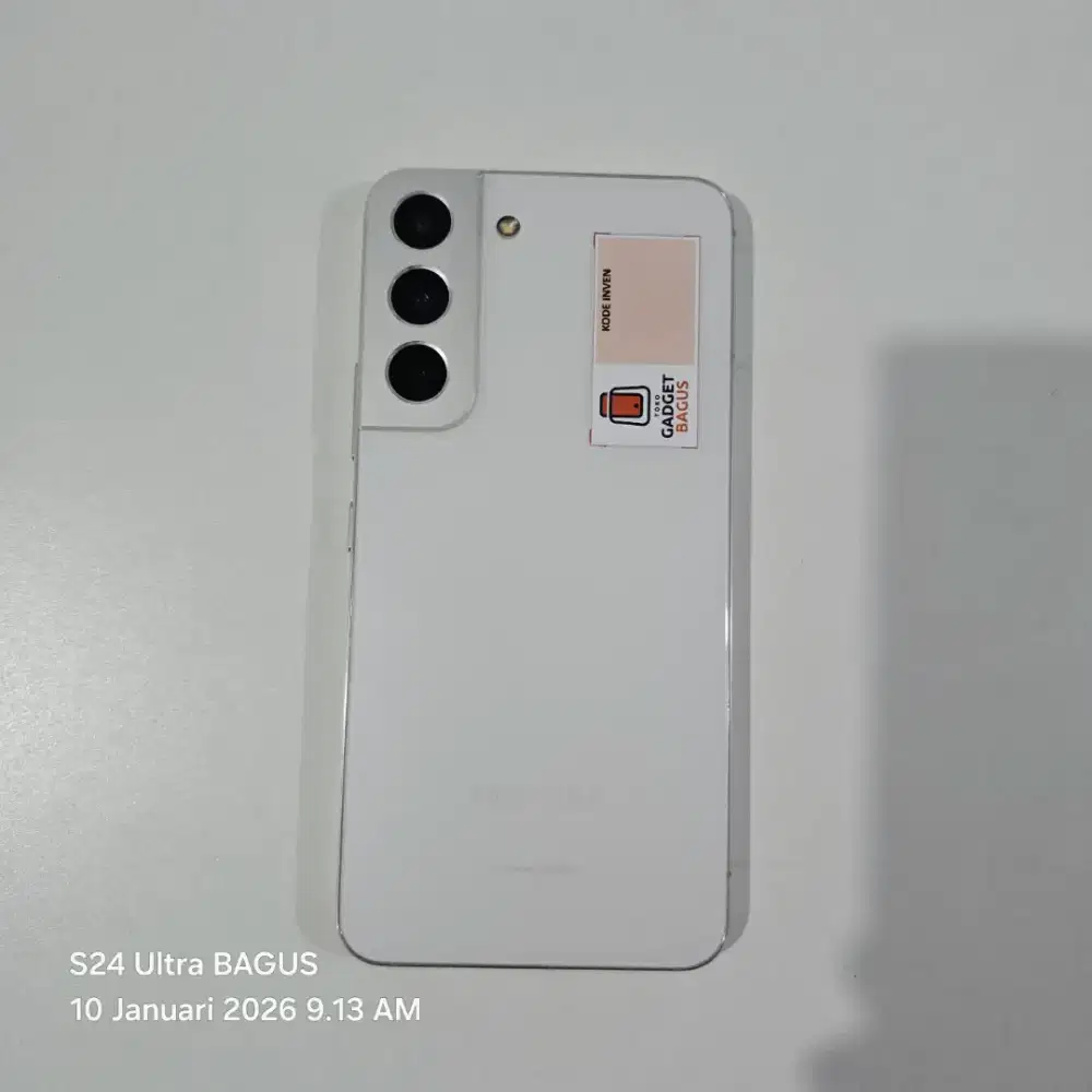 Samsung Galaxy S22 8/256GB White Putih