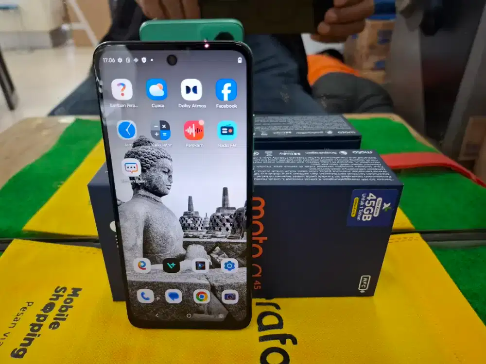 Moto g 45 5G NFC 8/256 GB mulus no minus 3bln pke lengkap