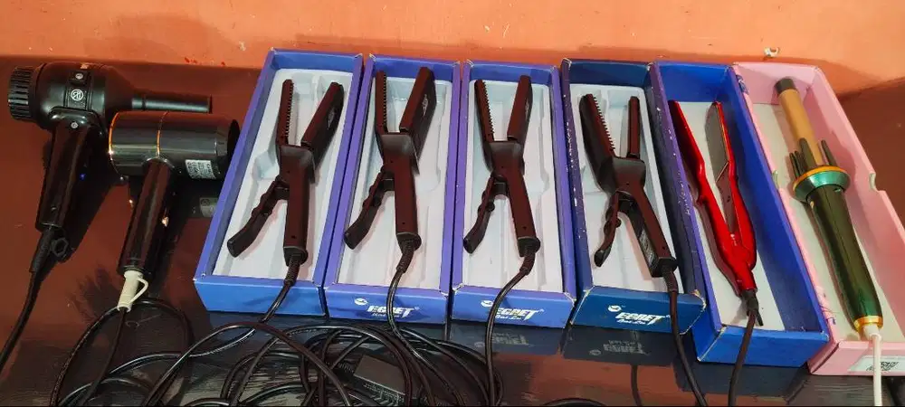 Dijual catok rambut+bed facial kondisi masih bagus