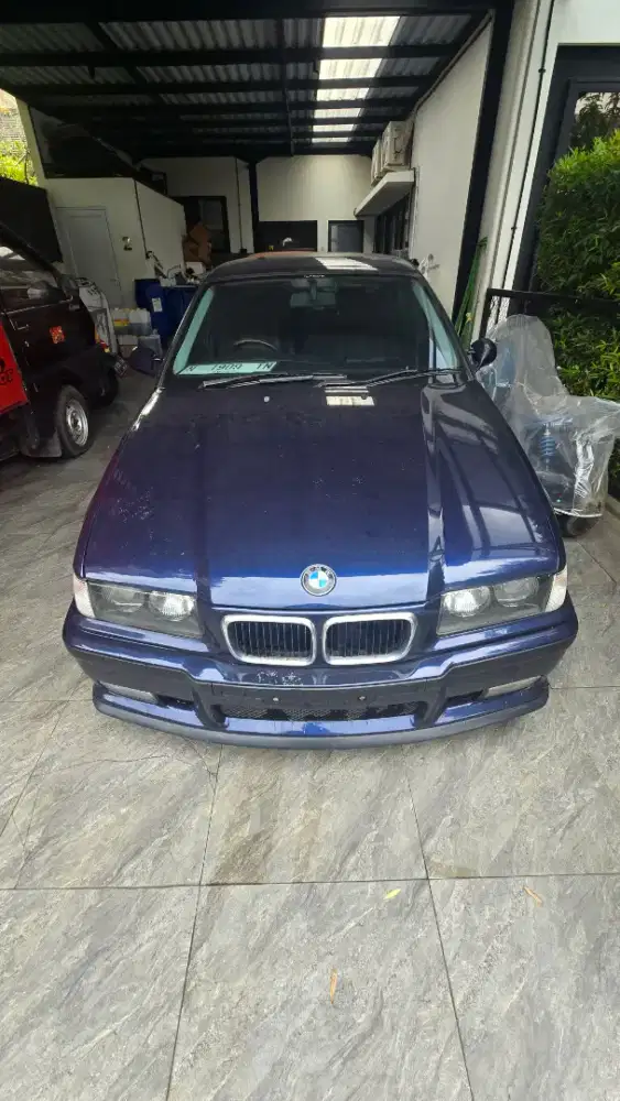 BMW 323i E36 Limited Edition