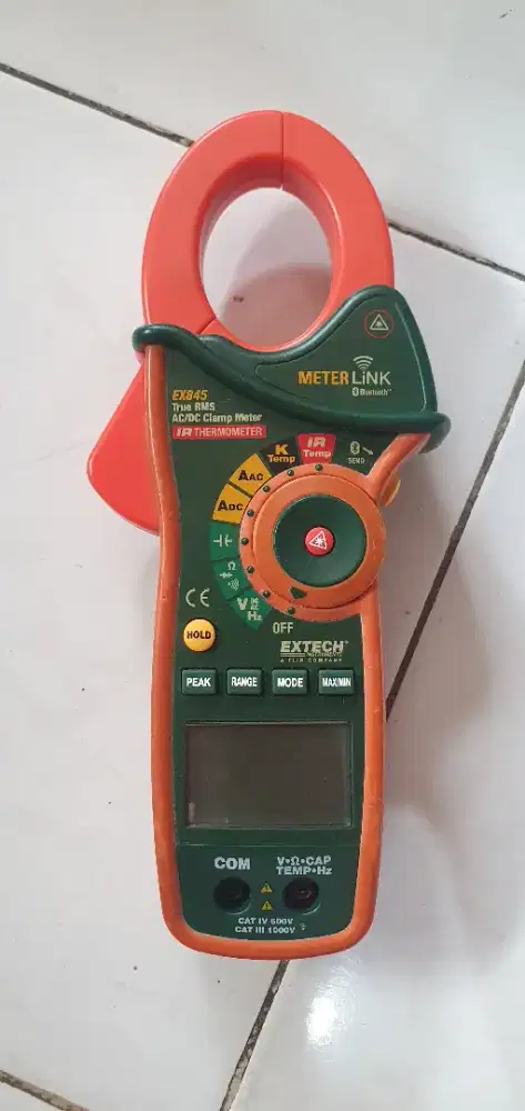 Extech EX845 True RMS AC/DC Clamp Meter