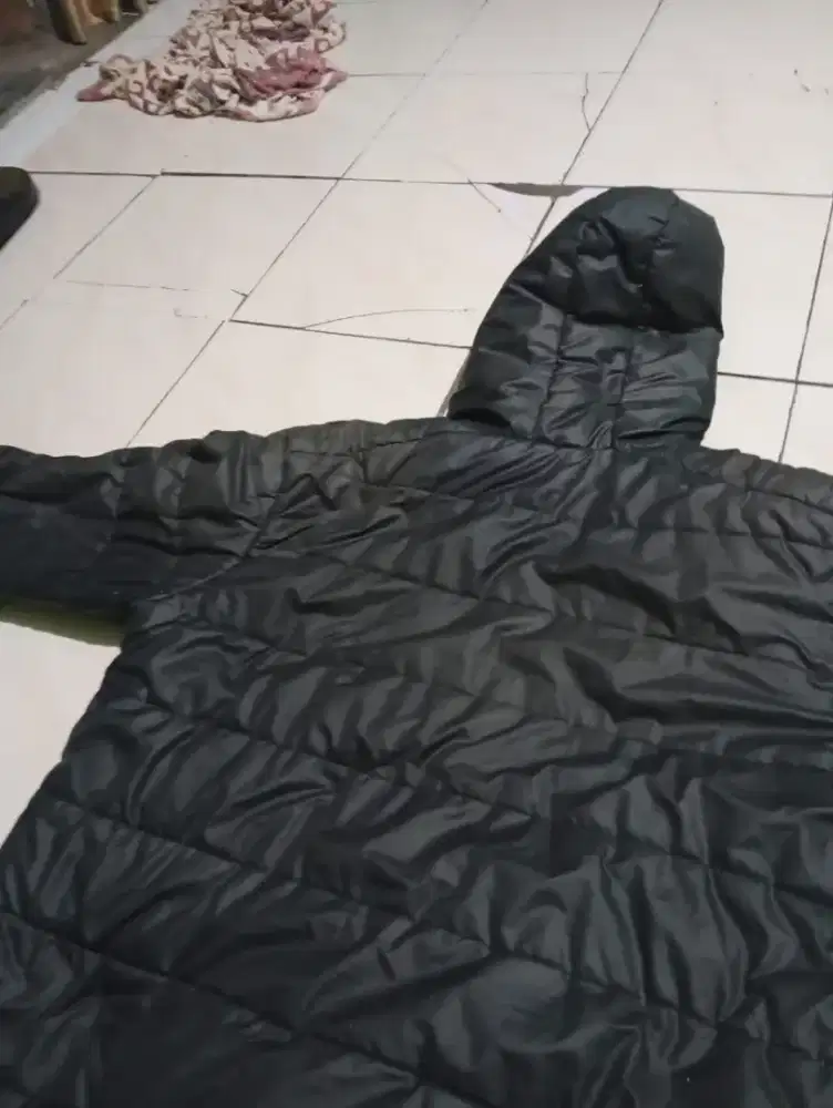 Jaket gelembung 130k jual rugi, minus resleting rusak 1