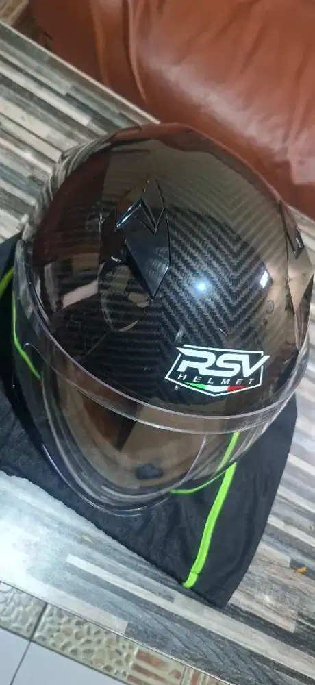 Helm RSV Carbon