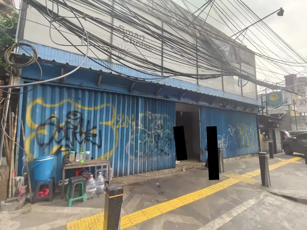 Ruko gandeng 3 di Jatinegara,jalan raya otista, jakarta timur