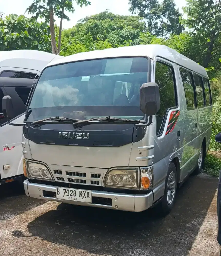 2016 Elf Minibus NHR 55 AC 15 Kursi