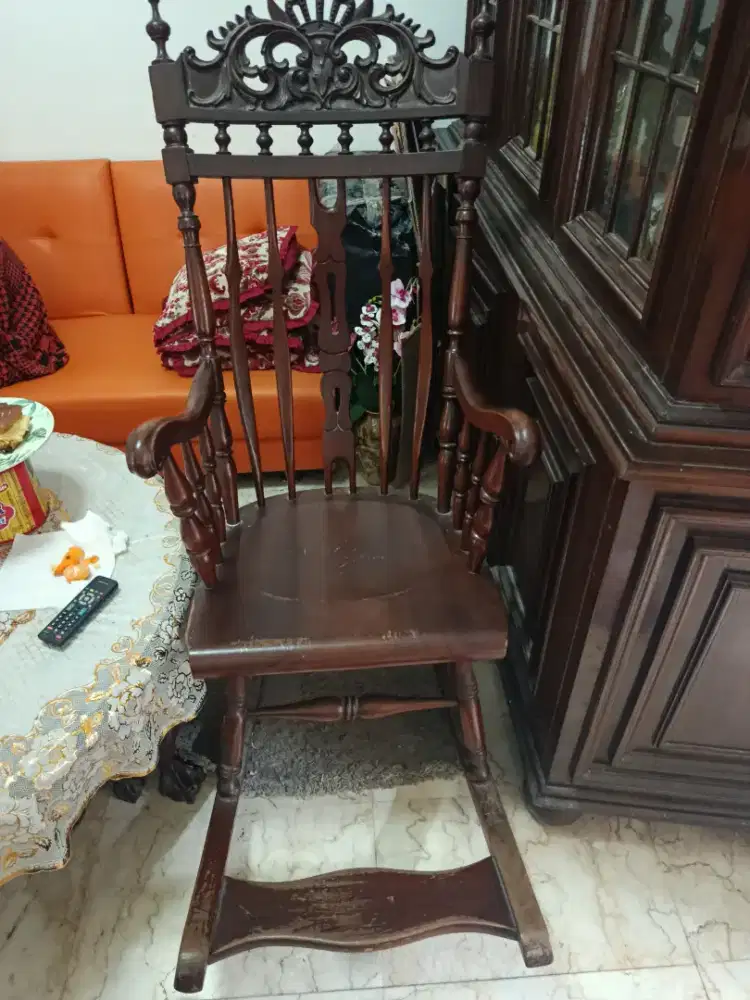 Kursi Goyang Jati Jepara