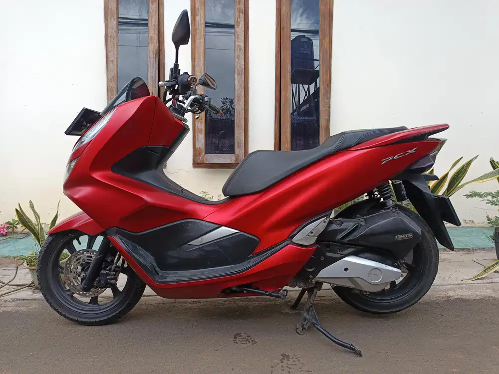HONDA PCX 150 non abs 2019 lengkap bagus