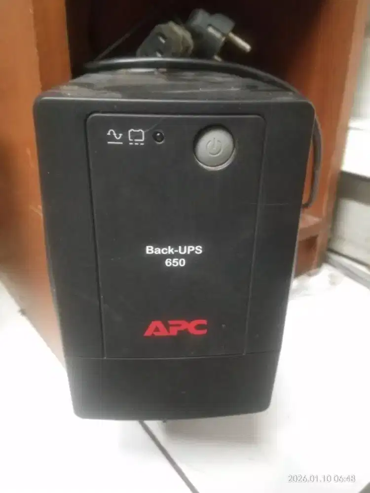 Back - UPS 660 APC