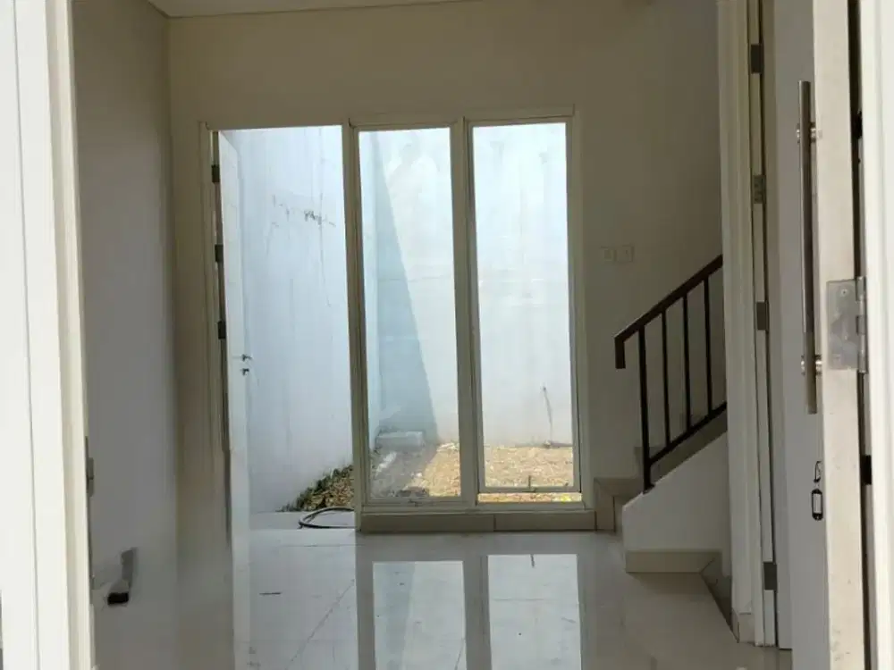 DISEWAKAN RUMAH DI CLUSTER VASANA HARAPAN INDAH BEKASI