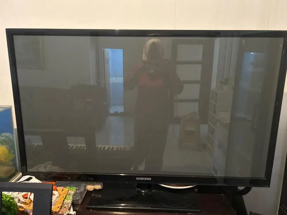 Televisi merk Samsung 55