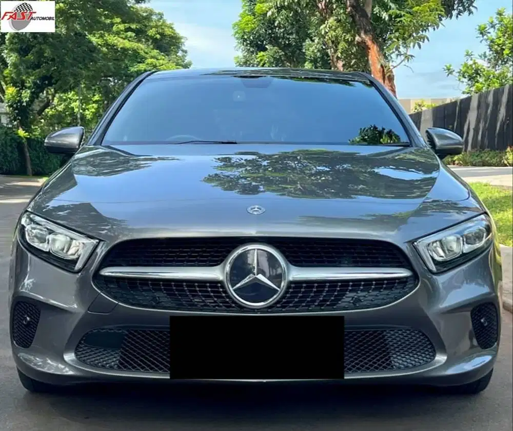 MERCEDES BENZ A200 HATCHBACK 2018 PROGRESIVE LINE LOW KM.50RB