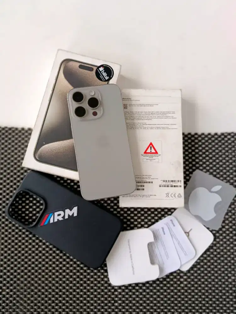 Iphone 15 Pro 128gb Natural Titanium IBOX Blibli LIKE NEW Malang Batu