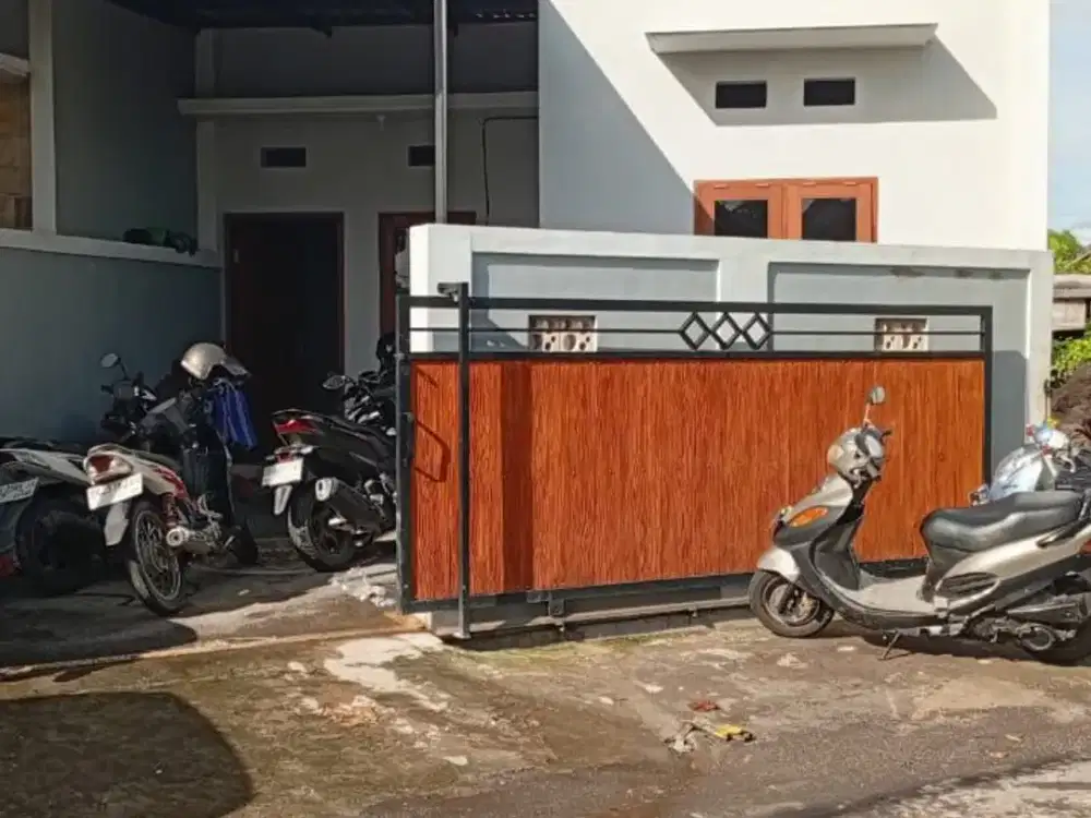 RUMAH SIAP KEMBANG! Struktur Lantai 2 di Siulan Penatih – Harga 700 Juta-an & Free Pajak/SHM! ( IR / LM )